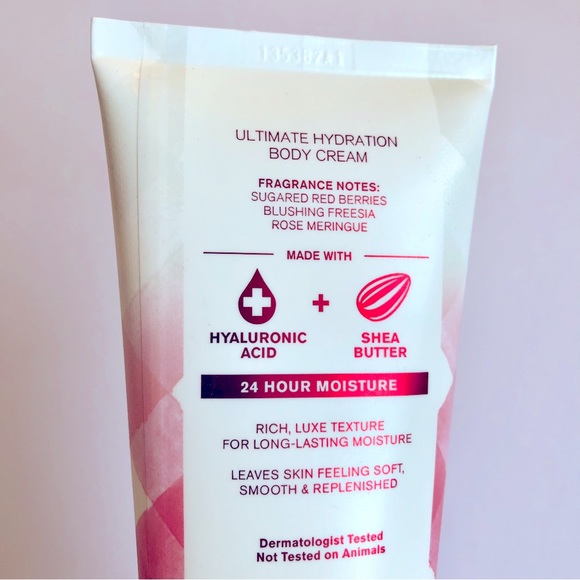 2/$24 NEW Bath & Body Works GINGHAM LOVE Body Cream 8 oz - Picture 5 of 16